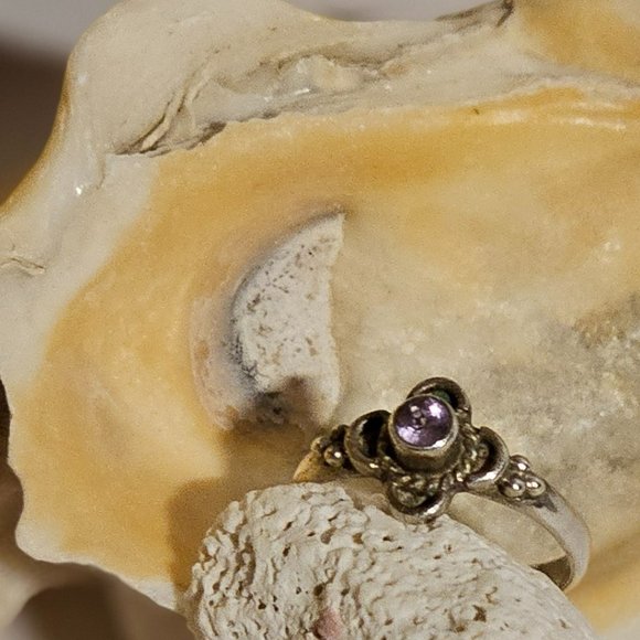 Amethyst Mini Flower Ring - Picture 3 of 6